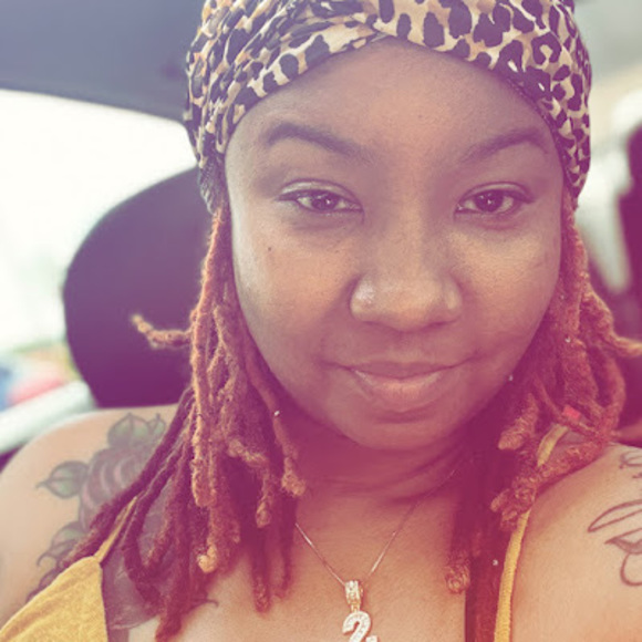 Meet your Posher, Shaunte - Picture 1 of 1